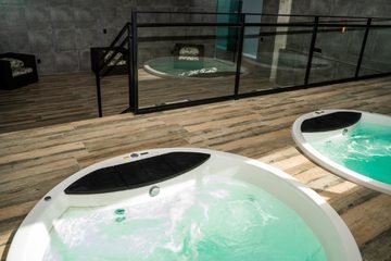 A chuva não precisa molhar seus planos. Saiba o que fazer em Penha/SC com chuva